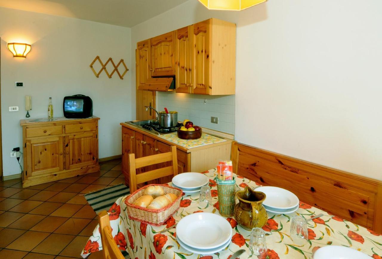 דירות Croviana Casa Anselmi מראה חיצוני תמונה