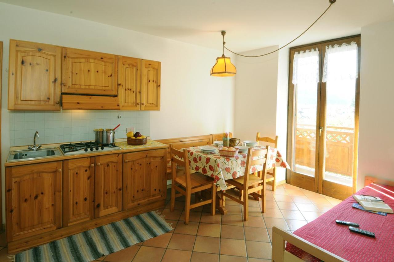 דירות Croviana Casa Anselmi מראה חיצוני תמונה